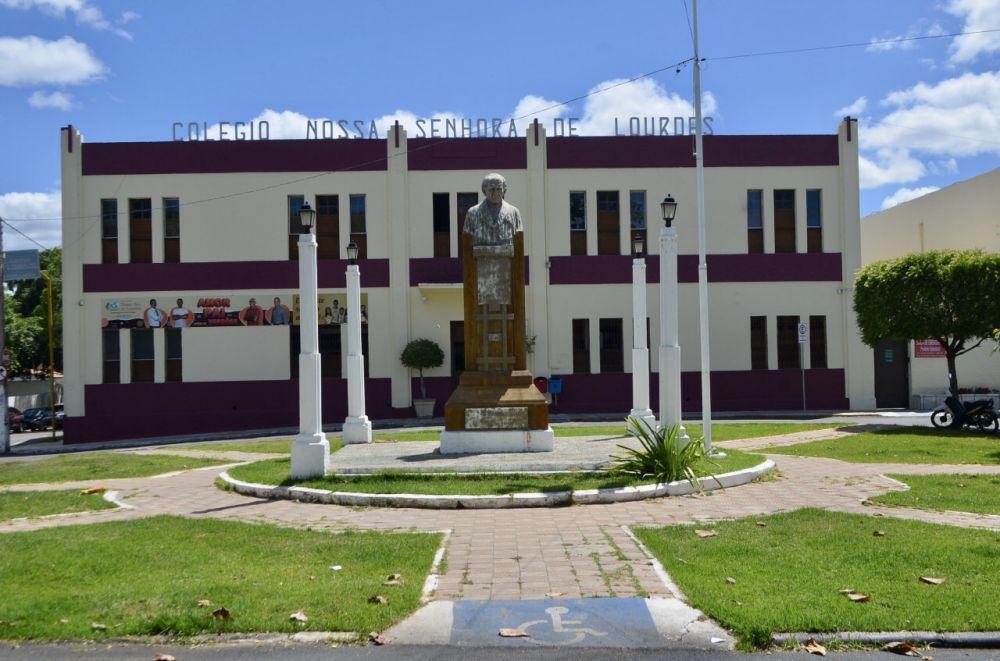 Colégio Nossa Senhora de Lourdes