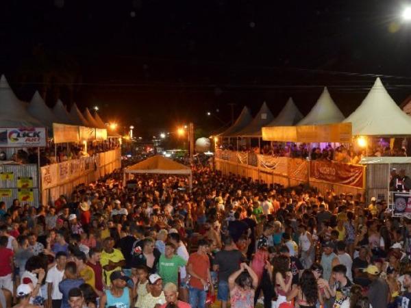 Prefeitura de Cajazeiras inicia pré-venda dos camarotes para o Carnaval na Avenida Juvêncio Carneiro nesta quinta-feira (1)
