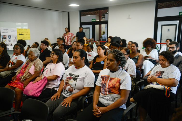 Esperança de justiça une mães de vítimas da violência policial no Rio