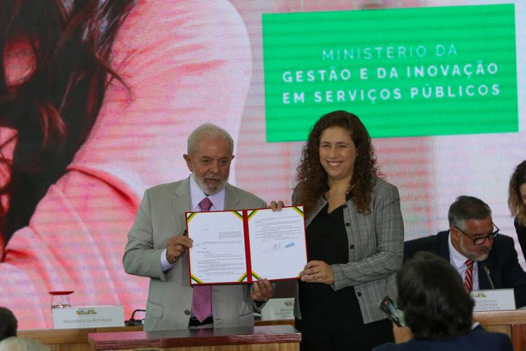 Governo vai destinar imóveis da União sem uso para habitação popular