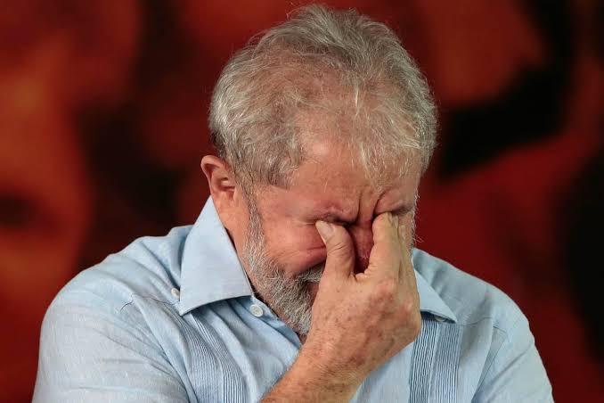 Lula admite que ato de Bolsonaro na Avenida Paulista foi “grande”