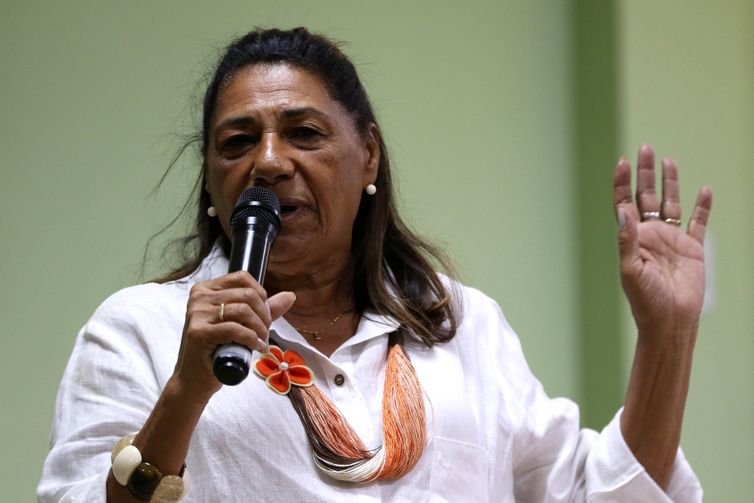 Mãe de Marielle convida ao aquilombamento nos seis anos do assassinato