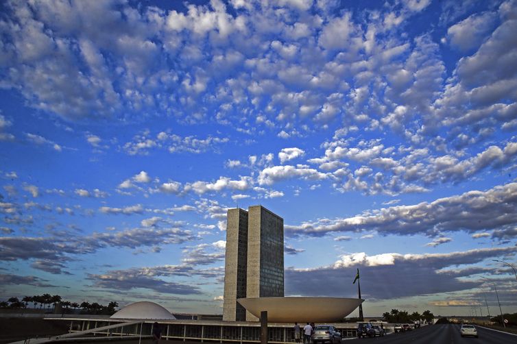 Senado cria CPIs das Apostas Esportivas e da Violência Doméstica