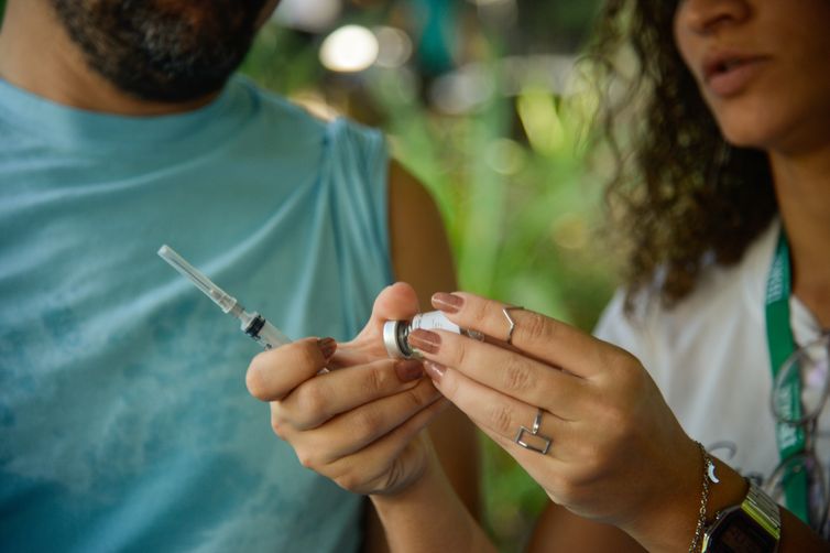 Apenas 22% do público-alvo se vacinou contra a gripe