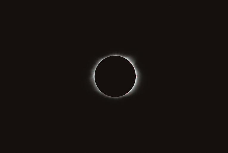 Eclipse solar total acontece no dia 8 de abril; veja onde ele poderá ser observado