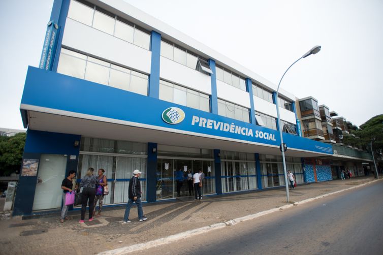INSS começa a pagar nesta quarta décimo terceiro antecipado