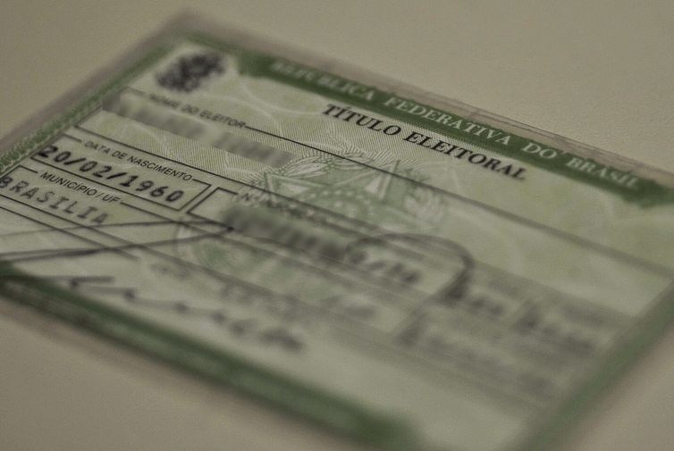 Prazo para tirar título eleitoral termina em 8 de maio