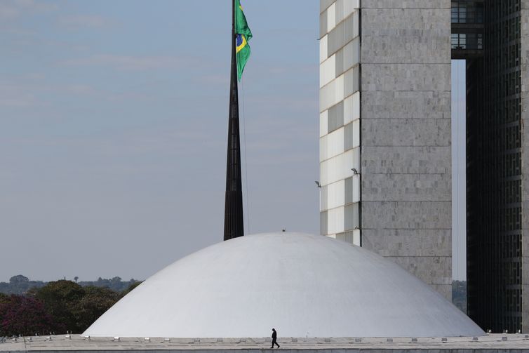 Projeto da LDO prevê crescimento de 2,8% para o próximo ano