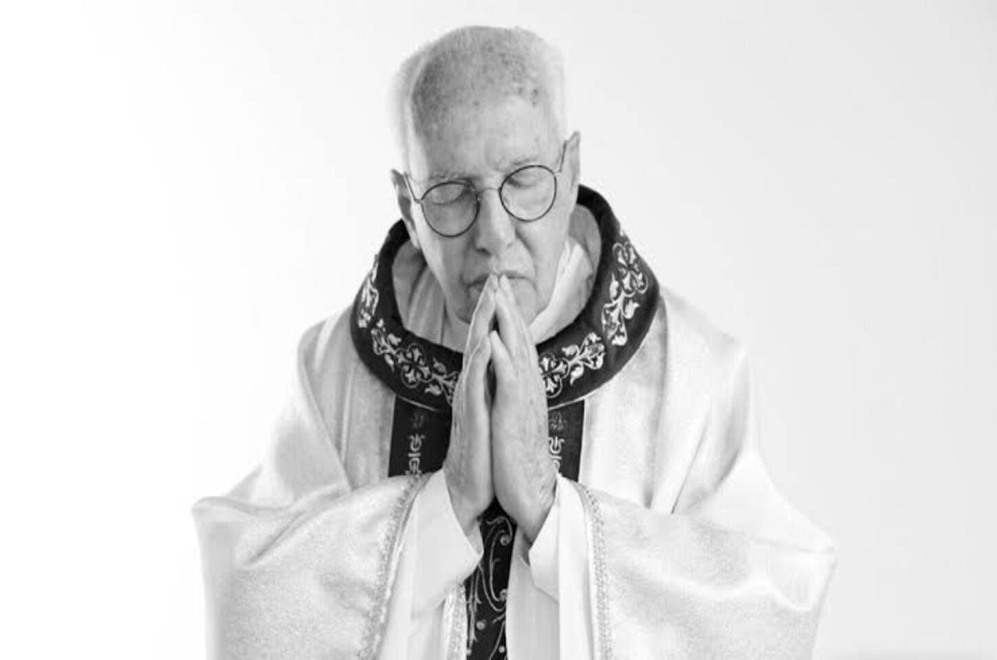 Padre Jonas: o teu amor nos levou para mais perto de Jesus – Por: Bruno de Lima