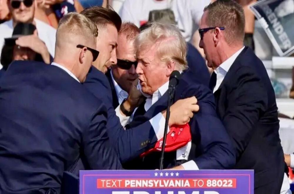 Vídeos: Trump é ferido em ataque a tiros em comício; atirador foi morto