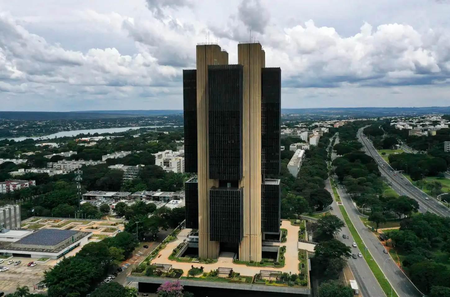 Boletim Focus: projeção para a Selic em 2024 sobe; IPCA e Selic também avançam