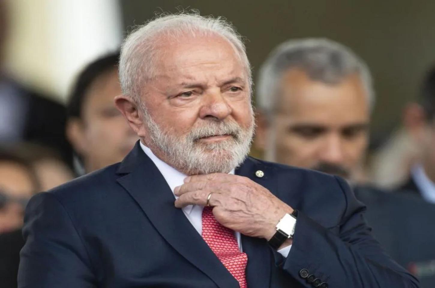 Estadão volta a criticar Lula: “À falta de governança, resta o gogó”