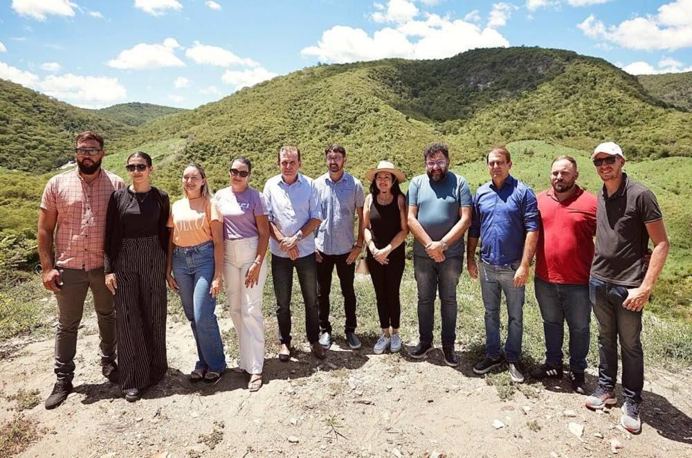 Secretário Cláudio Furtado, deputado Chico Mendes e prefeitos visitam áreas do complexo científico do Sertão Paraibano e destacam sua grandiosidade
