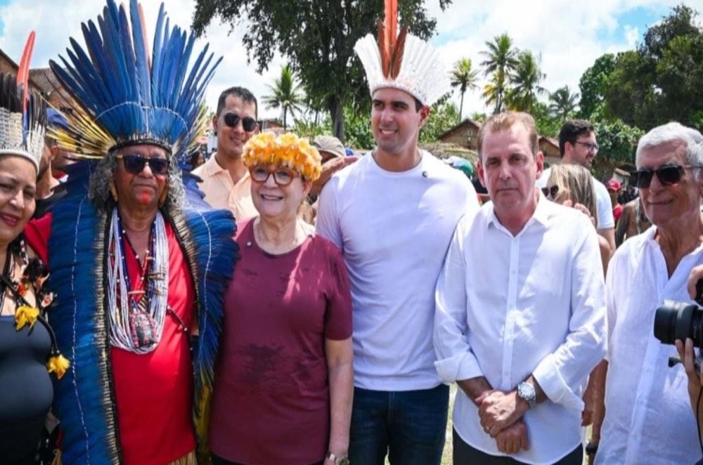 Ao lado de Lucas Ribeiro e da prefeita Magna, deputado Chico Mendes participa da abertura dos Jogos Indígenas 2025, em Rio Tinto