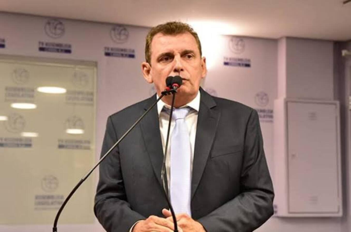 Na tribuna da ALPB, Chico Mendes diz que denúncias sobre o sistema estadual de Saúde em Cajazeiras são infundadas