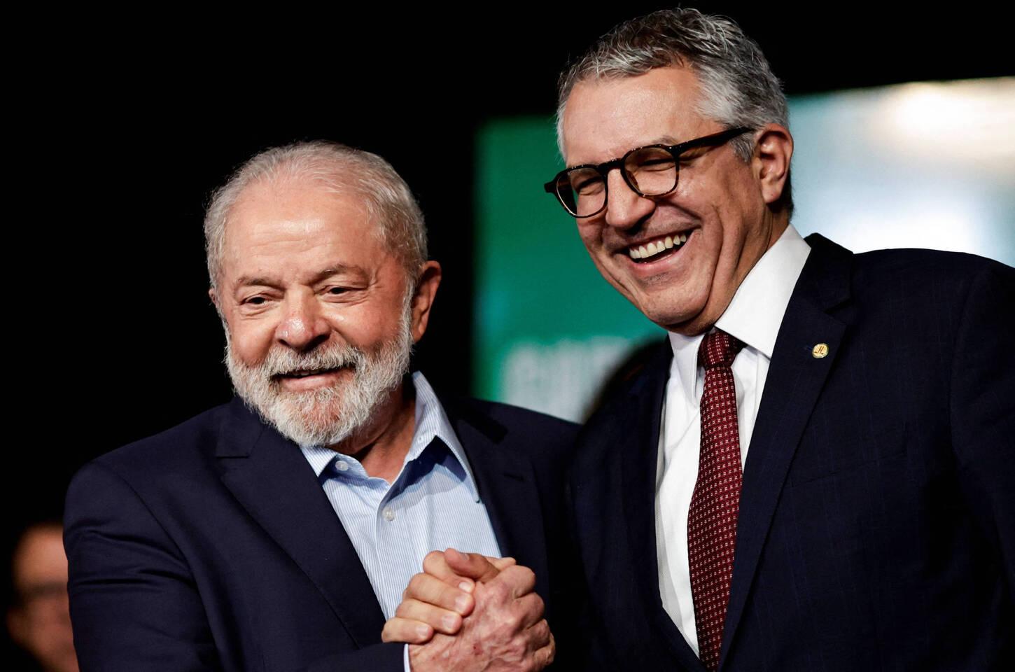 Ministro da saúde de Lula, Padilha, cancela ida aos EUA após restrições impostas pelo governo Trump