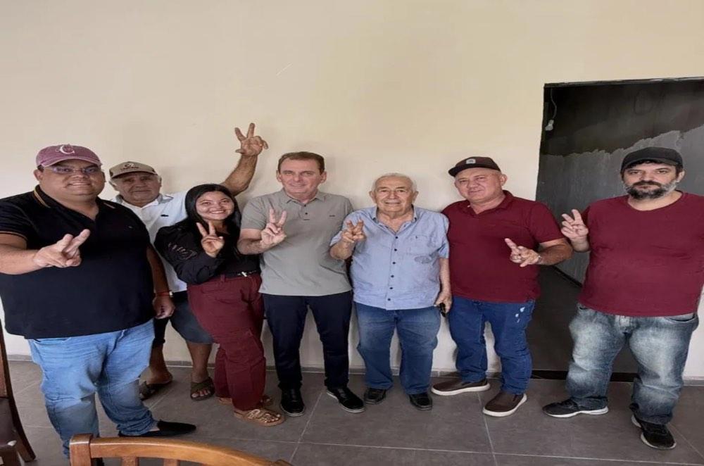 Chico Mendes fortalece base política no Cariri paraibano com apoio de lideranças do grupo de oposição de Taperoá