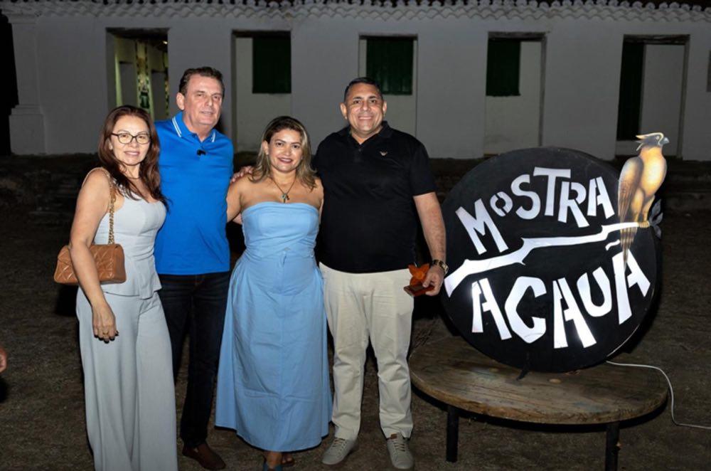 Chico Mendes participa da Mostra Acauã e anuncia pavimentação da estrada de acesso ao Patrimônio Cultural, obra do Governo da Paraíba