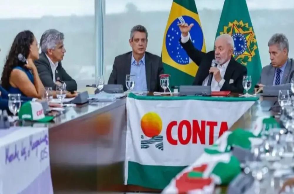 AGU aciona Justiça contra entidade ligada ao PT por descontos ilegais no INSS