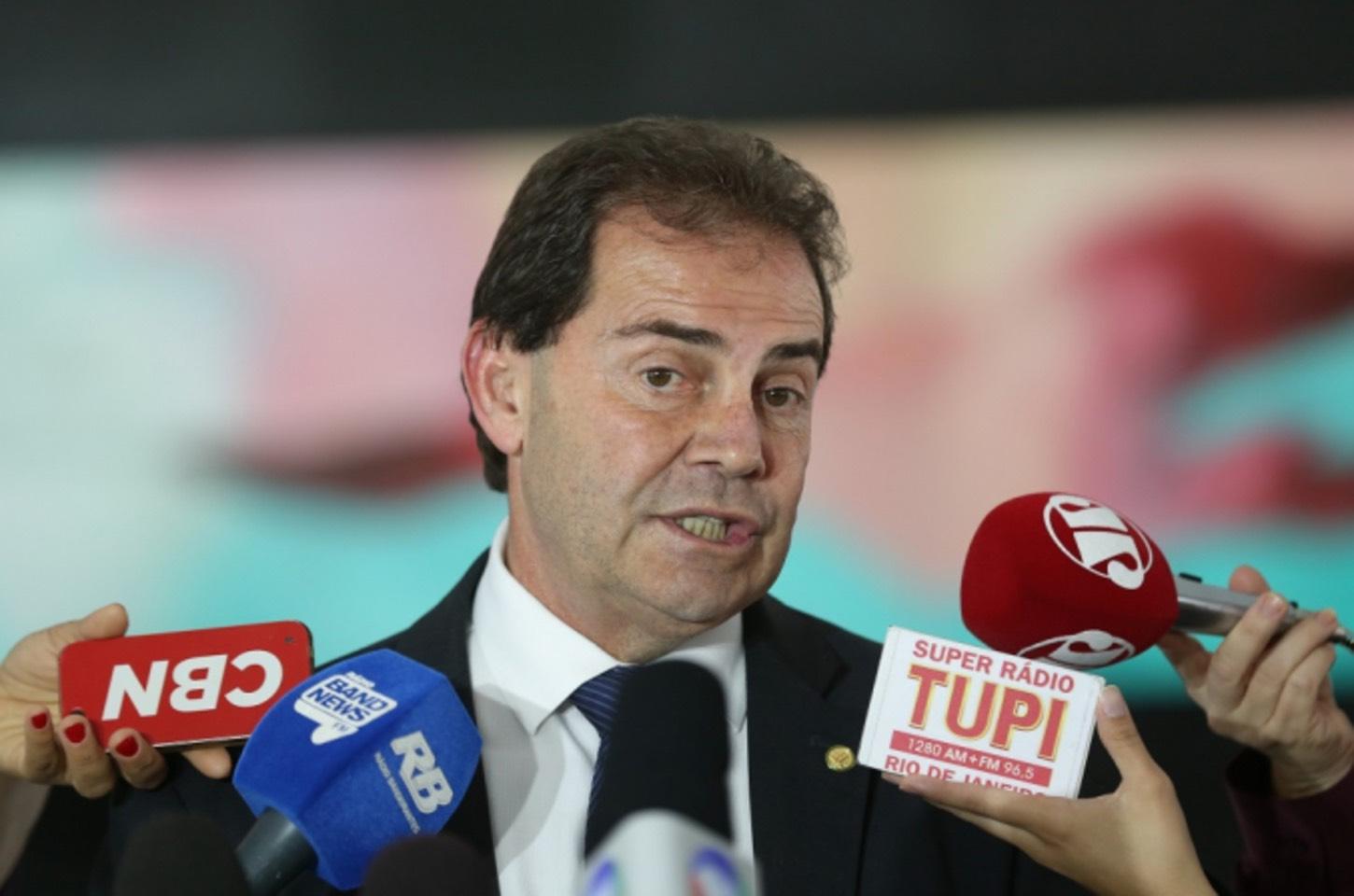 Bolsonaro pode ter pena reduzida para 2 anos e 4 meses; entenda