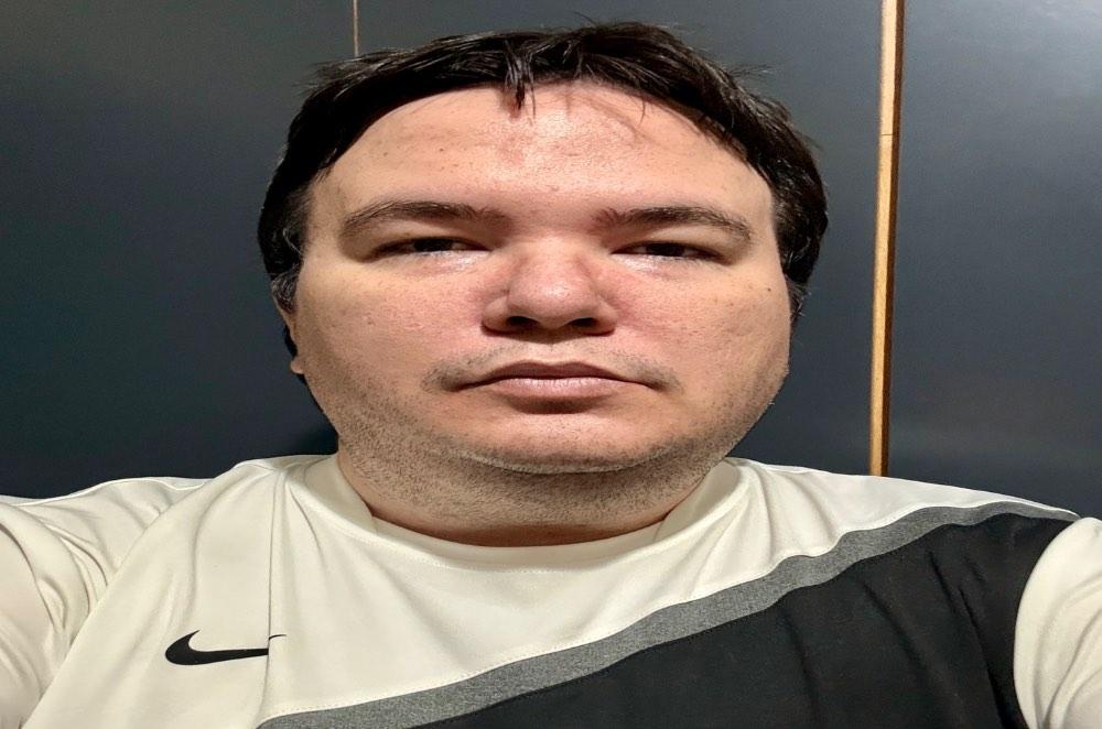 Jornalista Bruno de Lima comenta sobre o caso do jovem morto por leoa e pede mais amor e cuidado com a saúde mental; vídeo