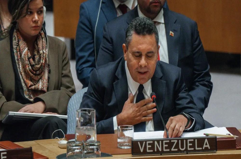 Na ONU, EUA dizem que usarão sanções ao máximo contra Maduro; Venezuela fala em “extorsão”