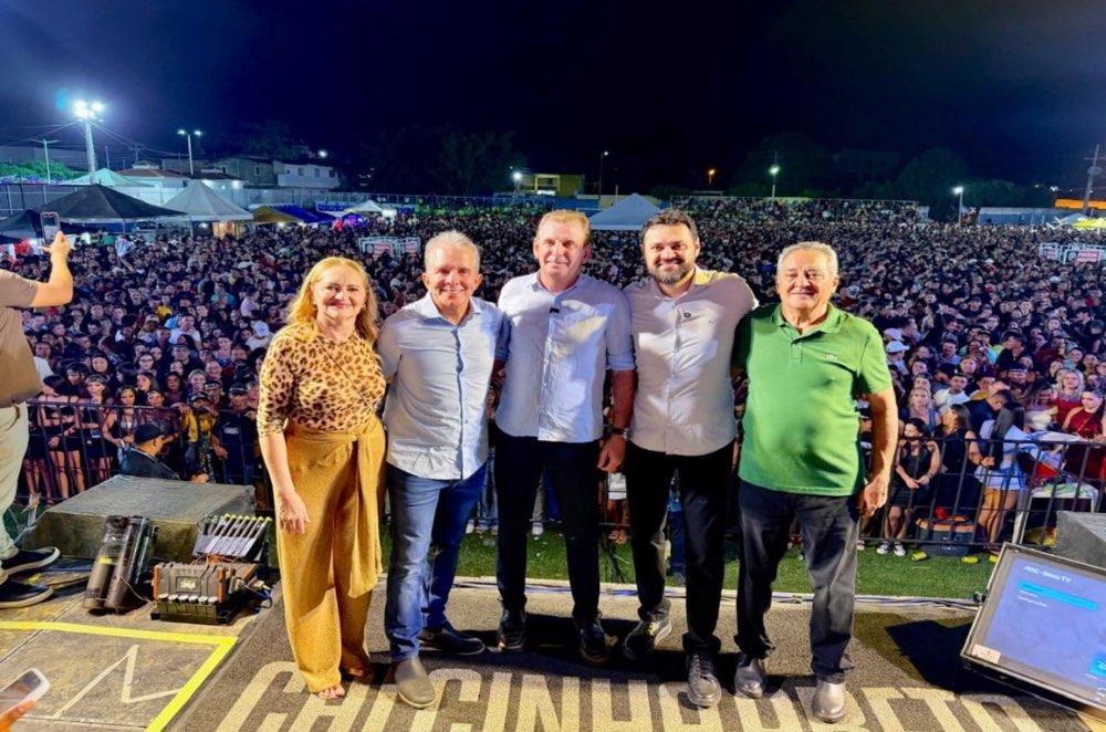 Paraíba: Chico Mendes e prefeito Alyson celebram 64 anos de Cachoeira dos Índios com entrega de obras e show de Calcinha Preta; vídeo 