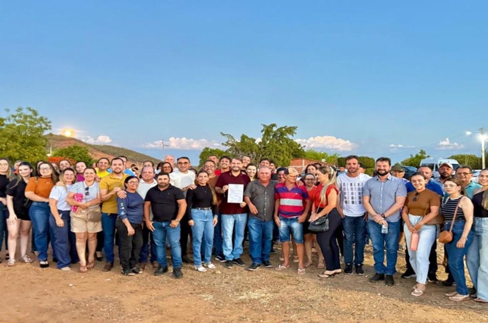 Paraíba: Prefeito Bal Lins autoriza obras de calçamento em 6 vias, travessias e acessos que irão beneficiar diversas comunidades rurais de São José de Piranhas