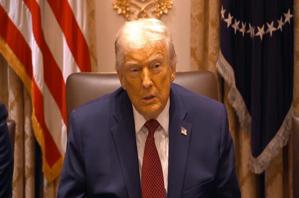 Forças Armadas dos Estados Unidos atacam a Síria em retaliação contra o Estado Islâmico