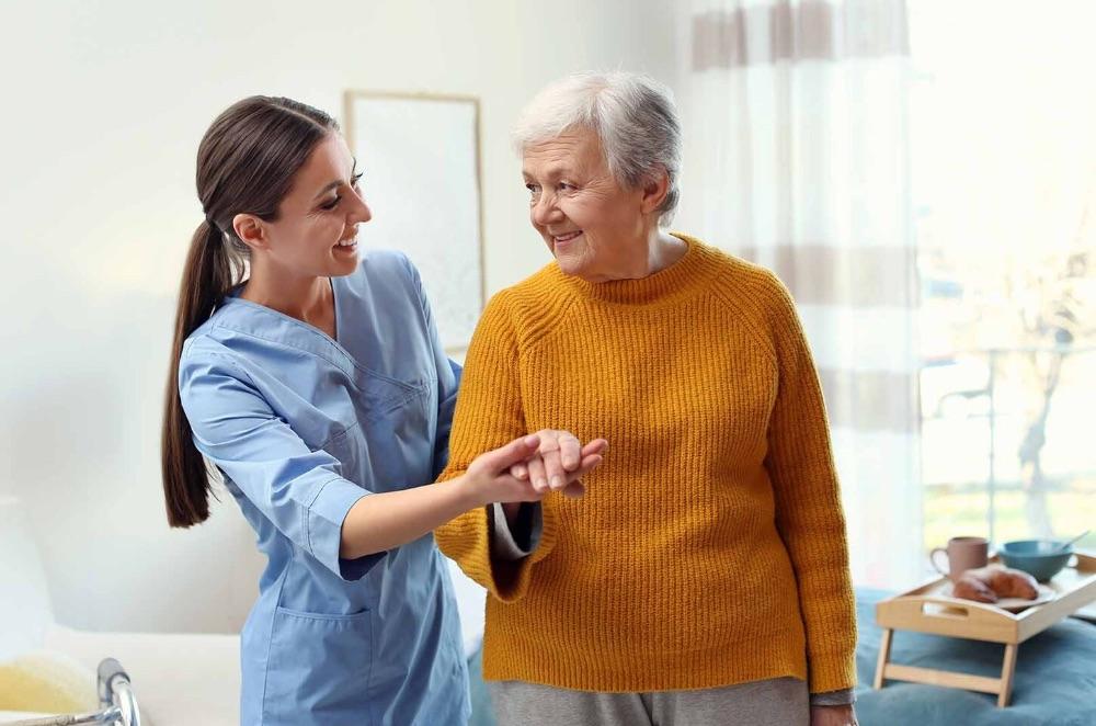 Novo medicamento contra o Alzheimer é aprovado no Brasil e abre debate sobre acesso