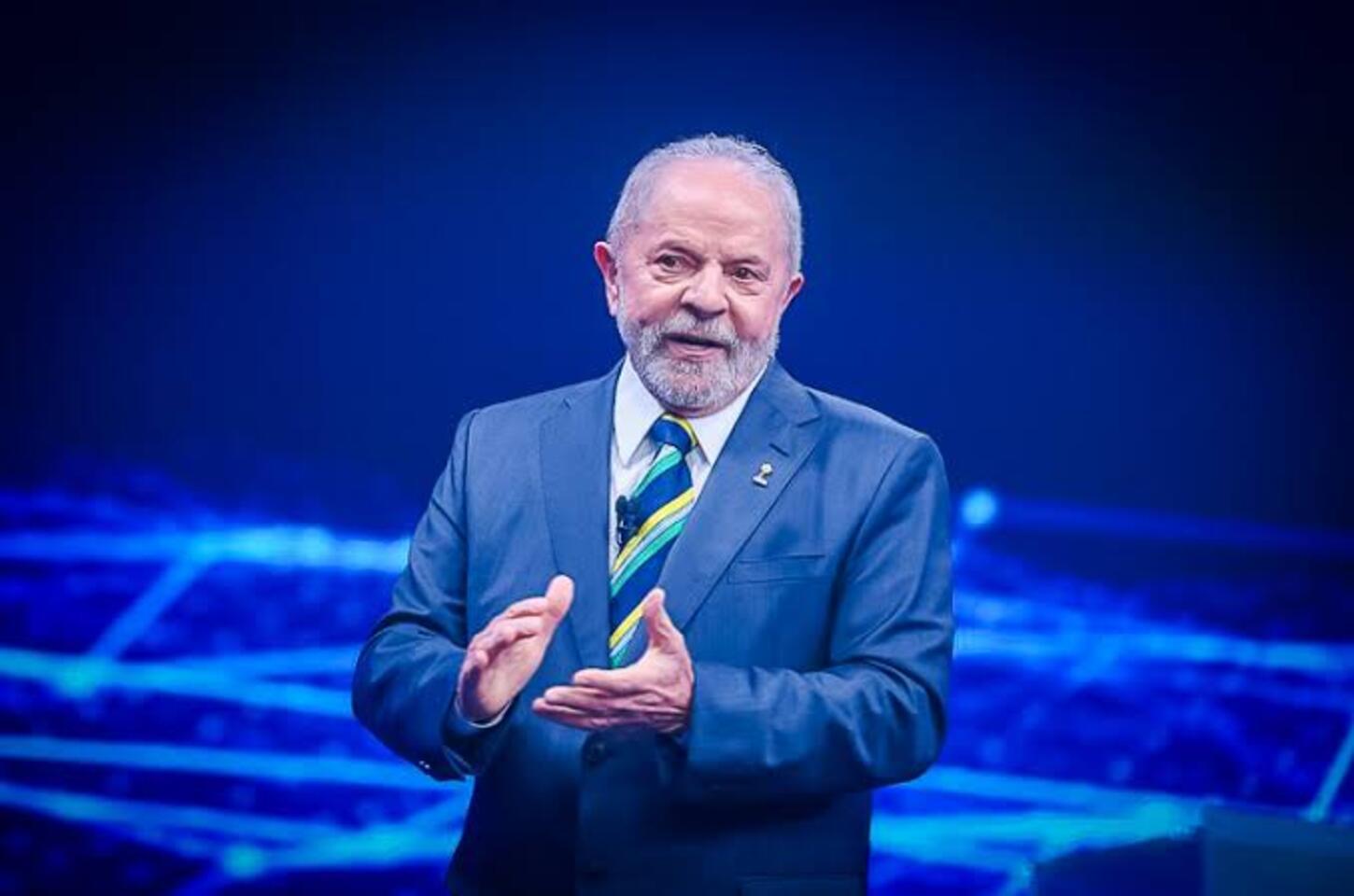 PT procura mansão em Brasília para sediar campanha de Lula à reeleição
