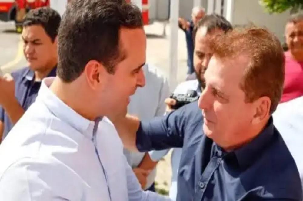 Chico Mendes tranquiliza aliados e garante que o governo não fará demissões em Cajazeiras-PB