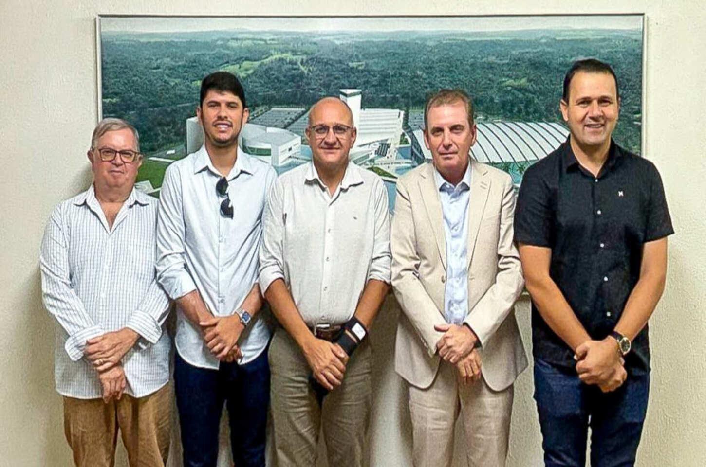 Deputado Chico Mendes e prefeito Aldo Andrade articulam avanços para Bernardino Batista-PB