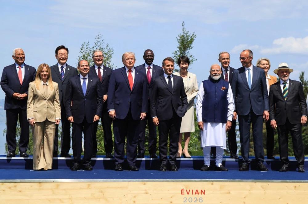 Clima frio domina G7: Trump e Lula posam juntos, mas sem qualquer interação na “foto de família” na França 