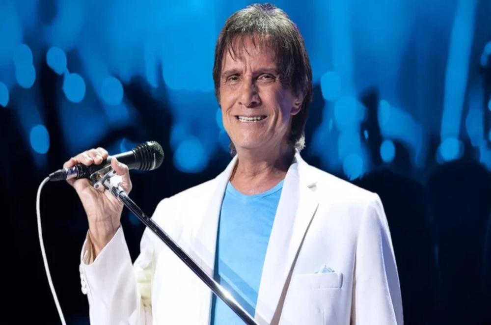 Aos 85 anos, Roberto Carlos inicia protocolo médico para cirurgia de retirada da vesícula