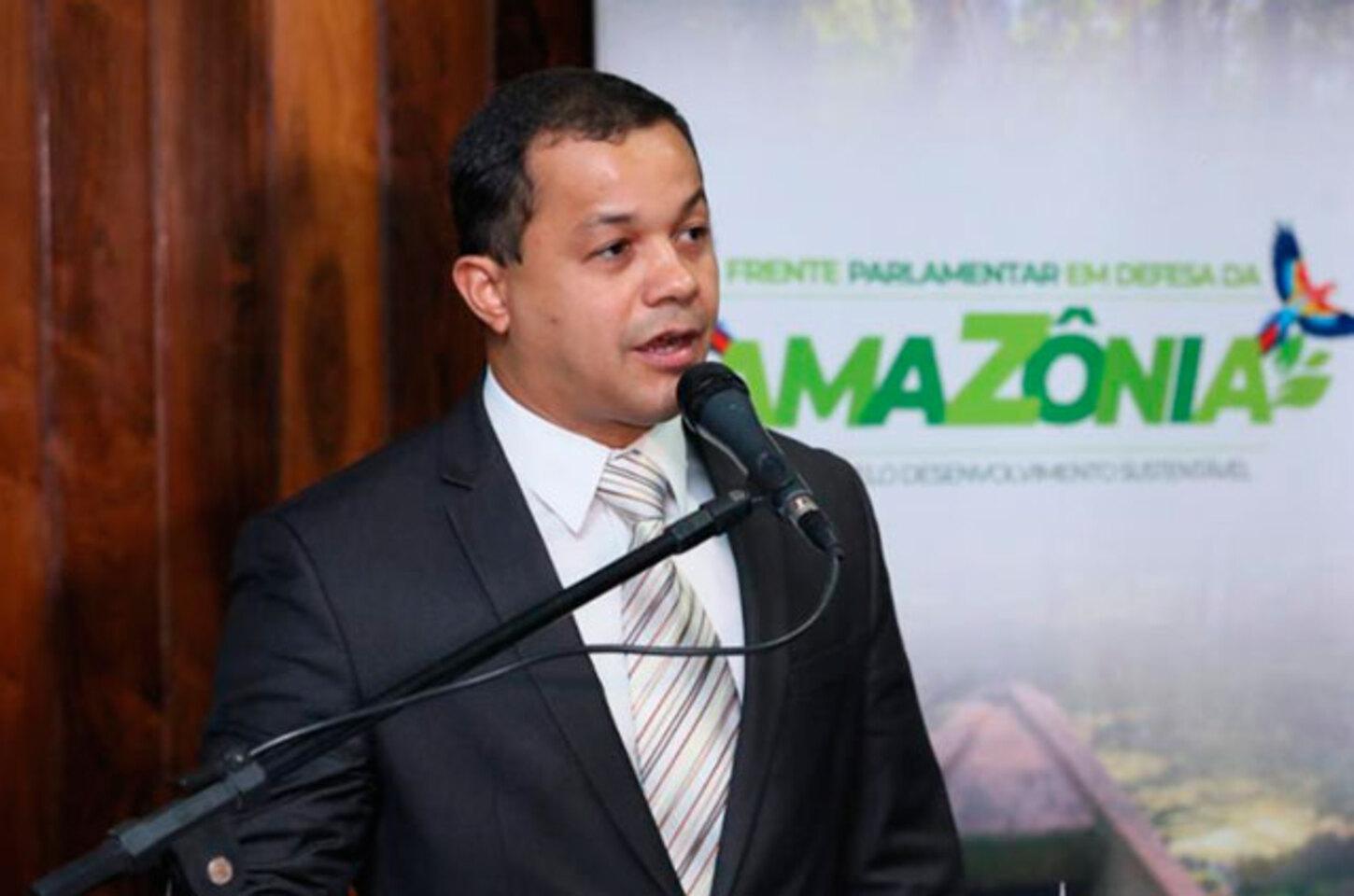 Amazonas: Delegado Pablo Oliva volta à disputa eleitoral seis anos após ser alvo de operação da PF por corrupção