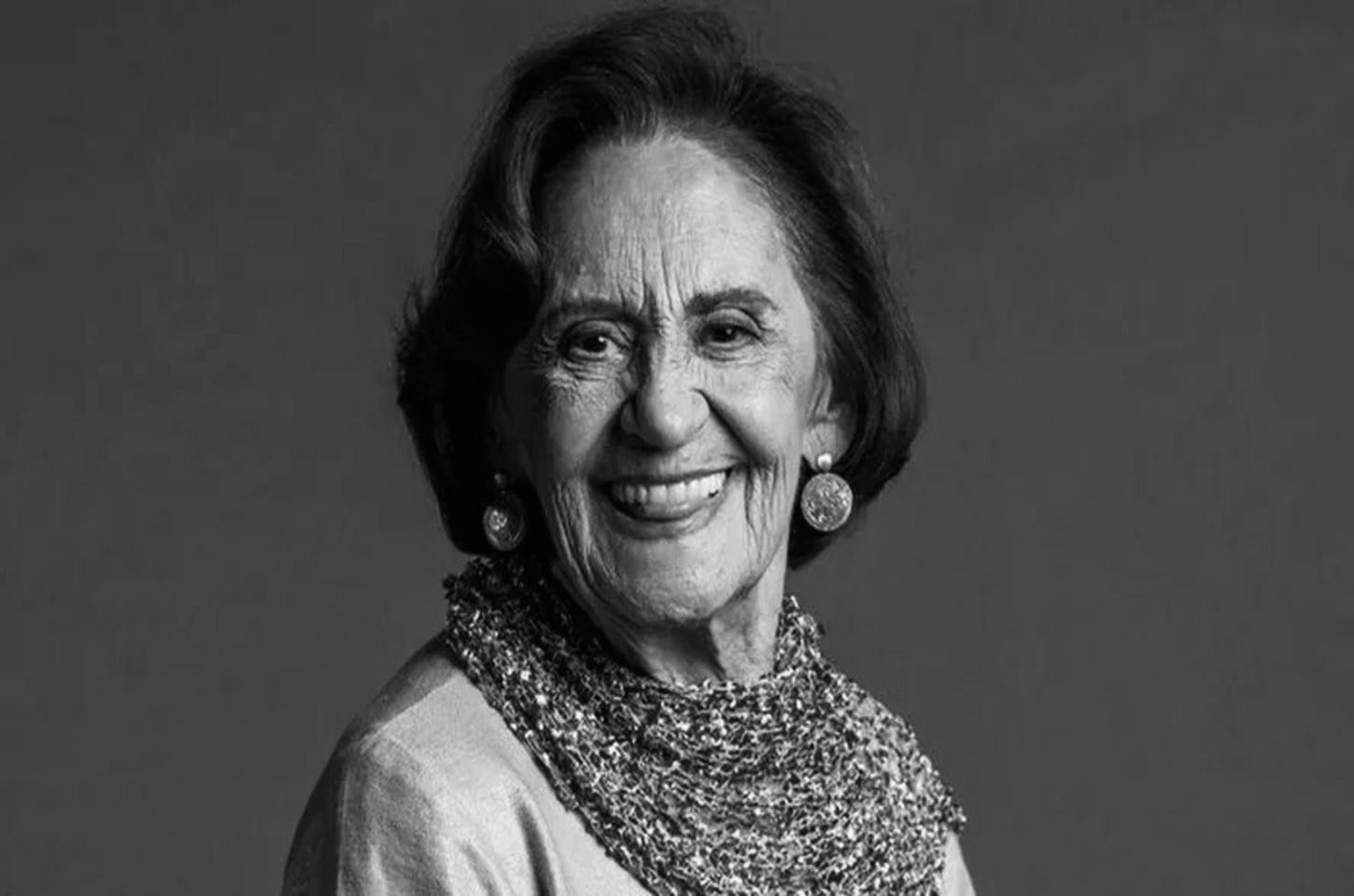 Atriz Laura Cardoso morre aos 98 anos, deixando um vazio imenso na dramaturgia brasileira