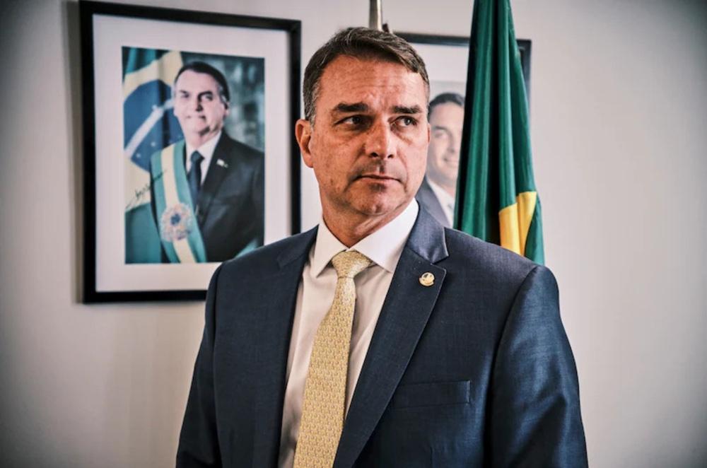 Cadastro falso de Flávio no Missão diz que candidato mora na 