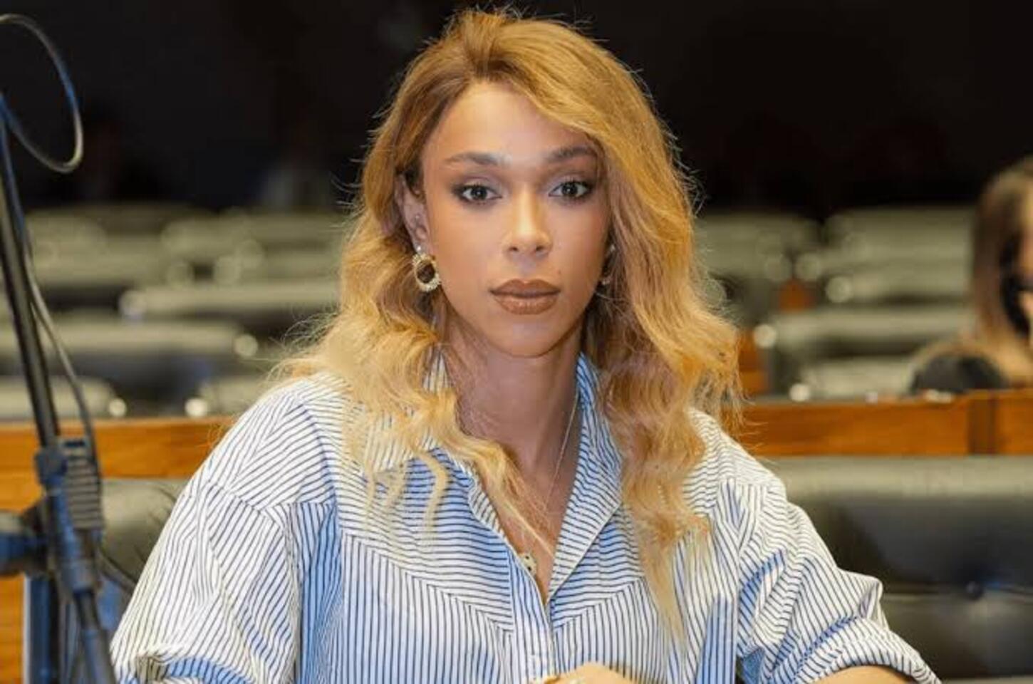 Conselho de Ética da Câmara dos Deputados dá seguimento a ação que pode cassar Erika Hilton