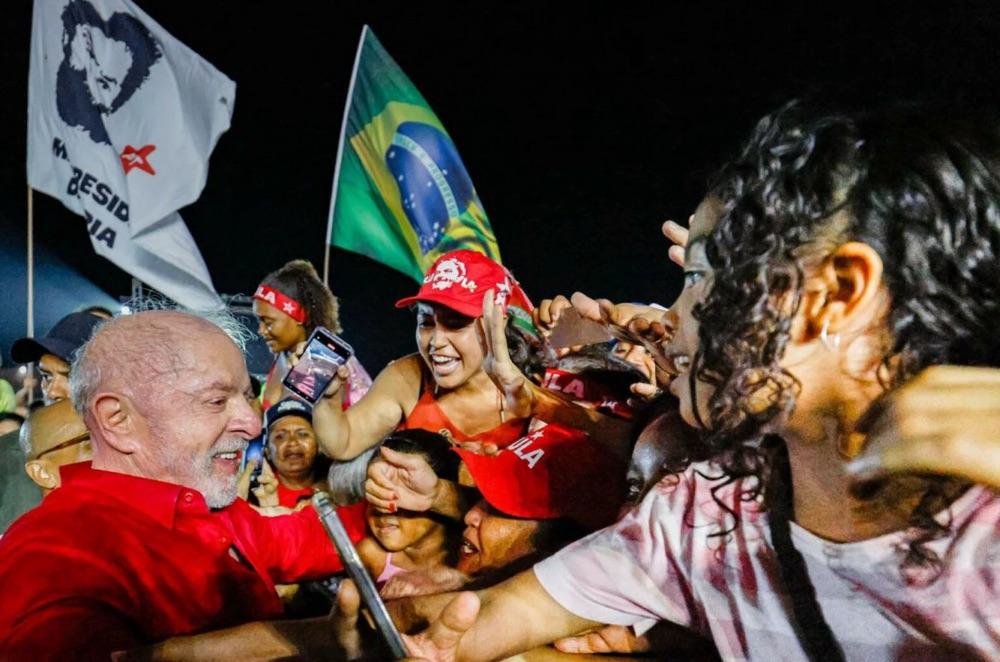 Lula lidera intenções de voto em 6 dos 7 estados com maior índice de pobreza extrema