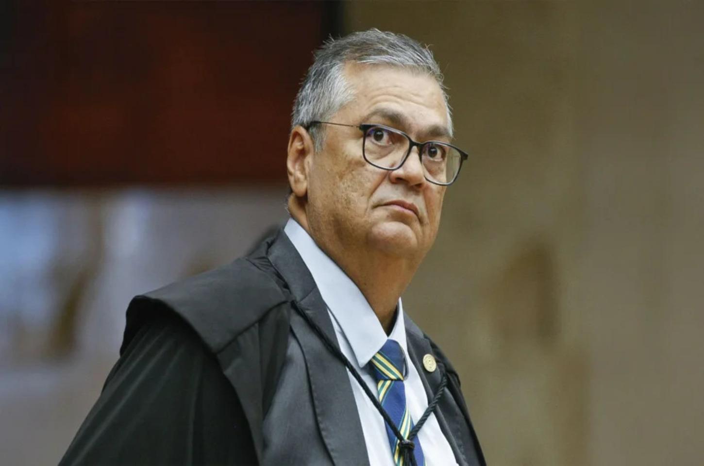  PT dribla o TSE e leva a Dino pedido sobre eventual interferência estrangeira na eleição