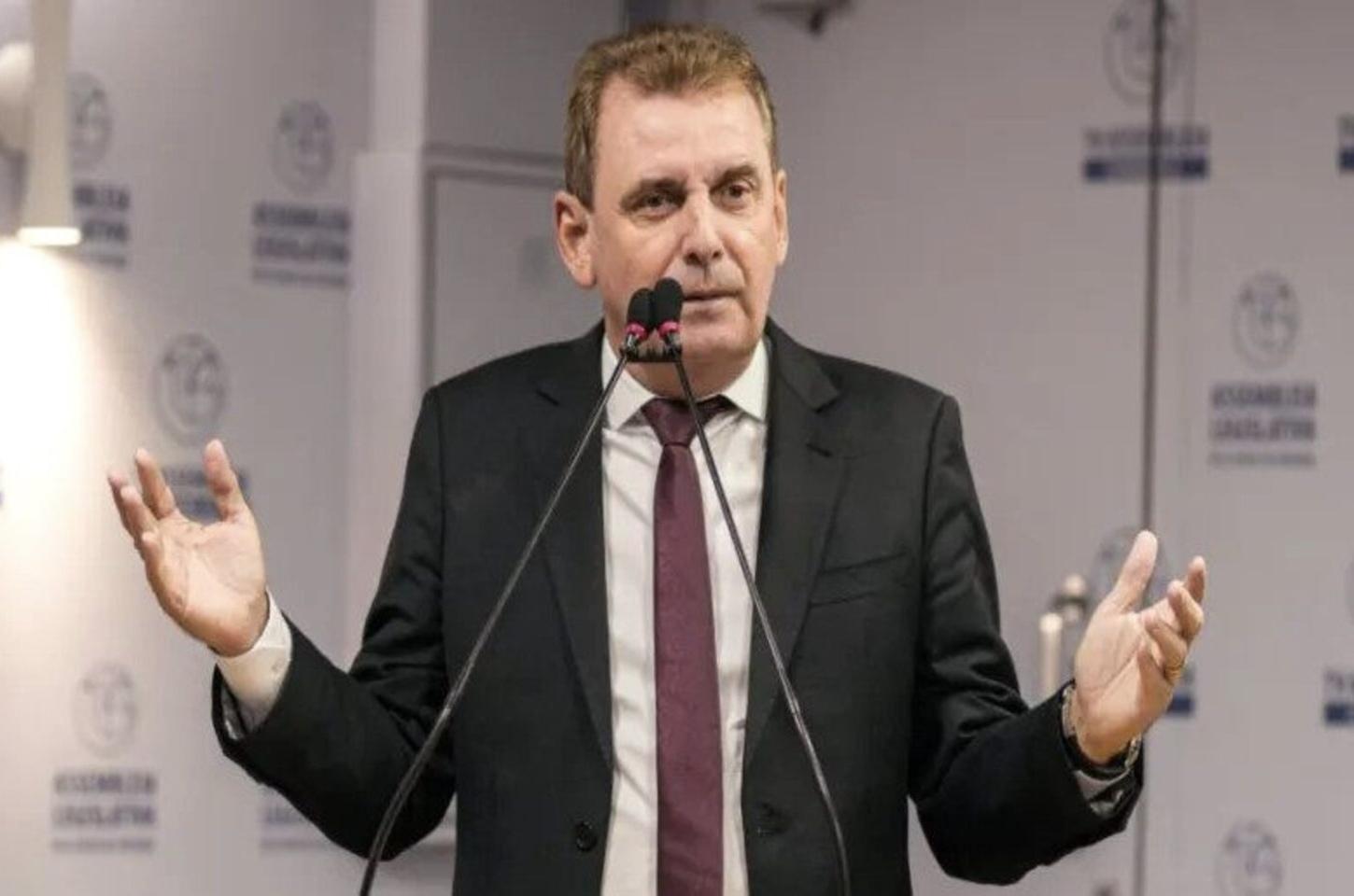 “Gol de placa”: proposta de Chico Mendes vira Lei e garante transporte gratuito para pessoas com TEA e acompanhante na Paraíba