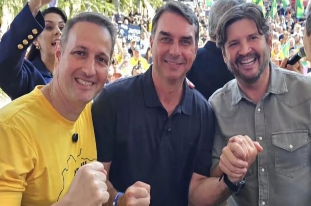 Guilherme Derrite e André do Prado são eleitos para o Senado por São Paulo
