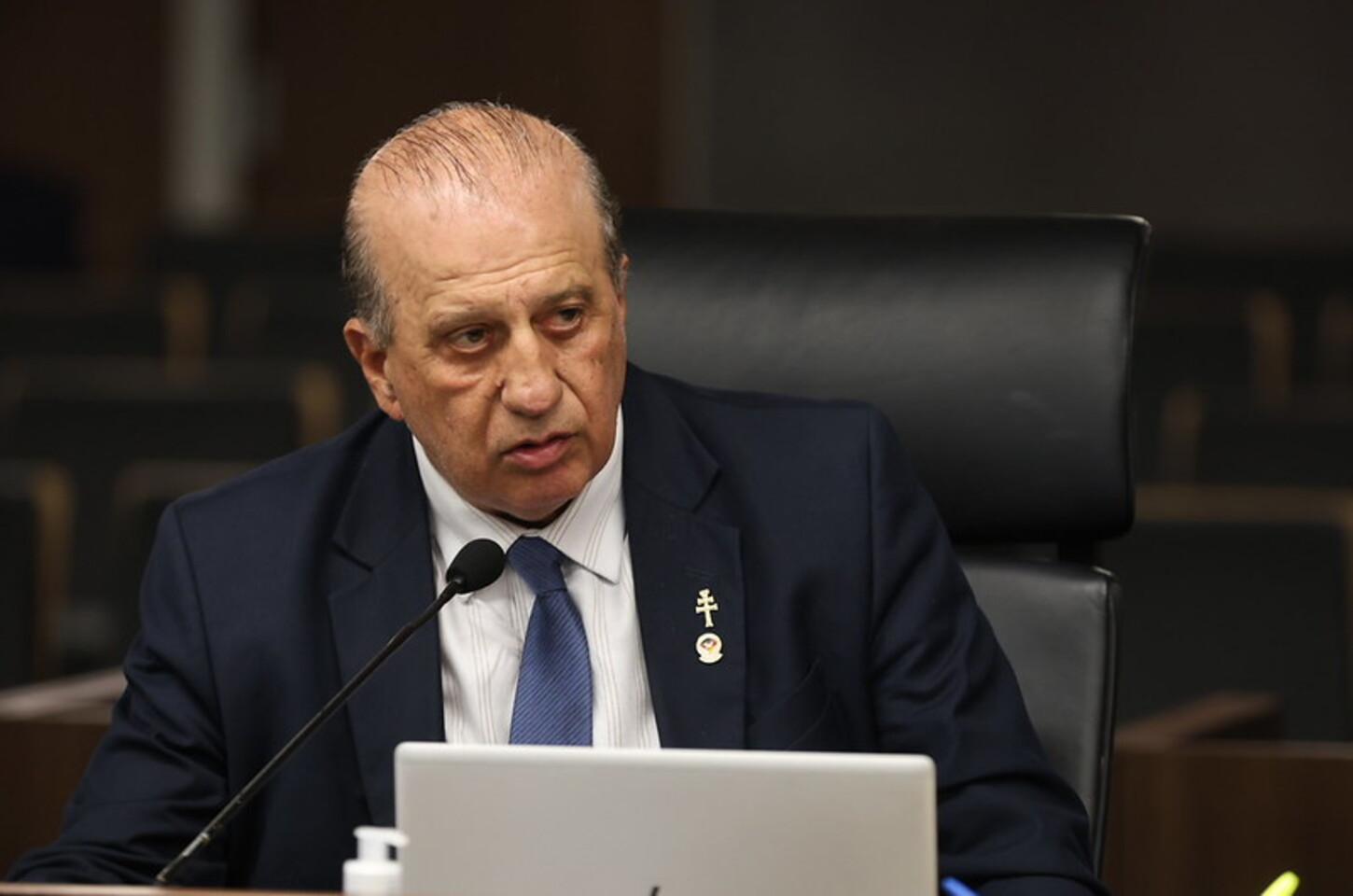 Ministro do Tribunal de Contas da União adverte para impactos econômicos no Brasil: “Muitas empresas poderão fechar”