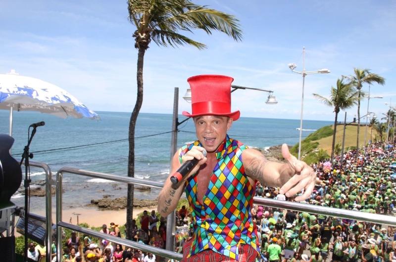 Netinho, do sucesso Milla, morre após batalha contra o câncer