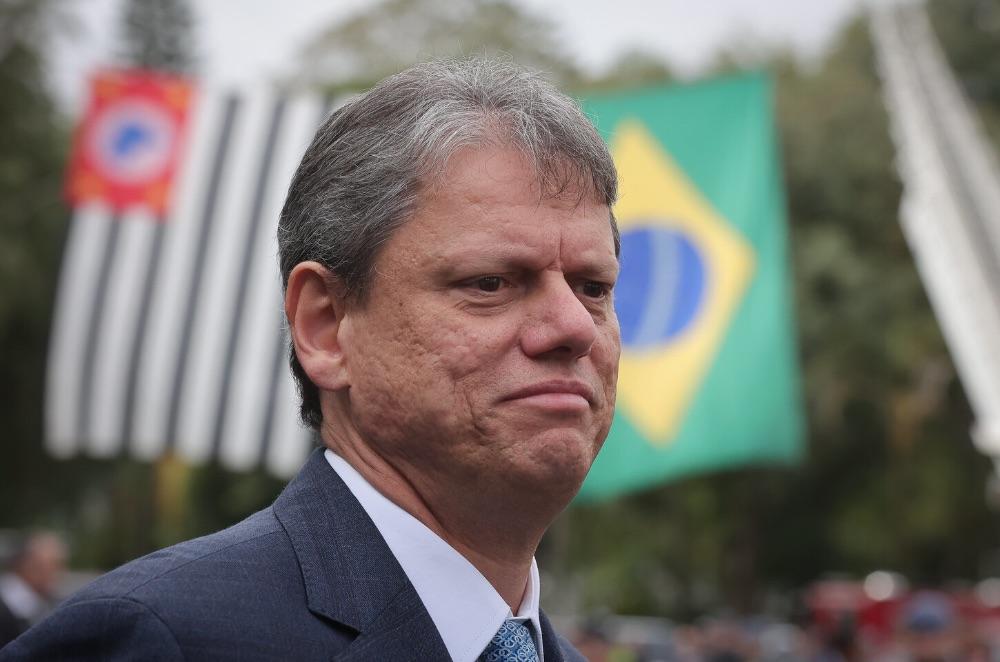 Tarcísio é reeleito governador de São Paulo e impõe nova derrota eleitoral a Haddad