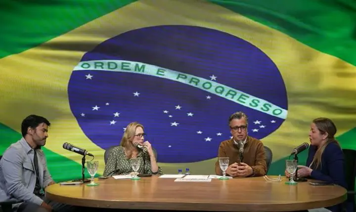 Em live, leigos Católicos defendem votar em Flávio Bolsonaro em defesa da vida e da família