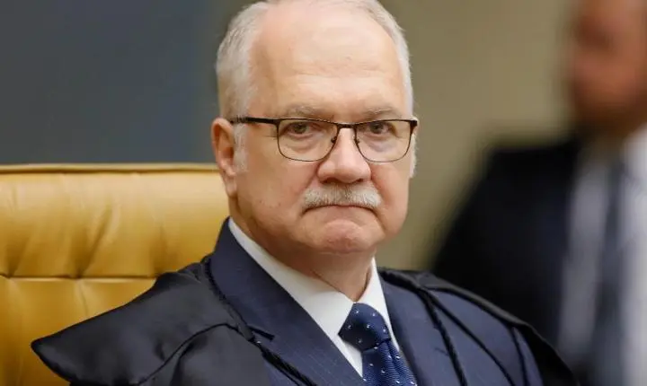 Fachin devolve investigação do INSS a Mendonça e mantém caso Banco Master sob sua responsabilidade no STF