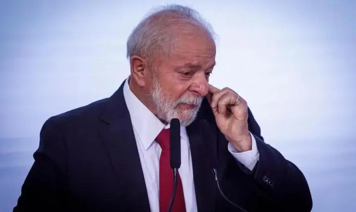 Lula diz estar preocupado com discurso de perseguição a Flávio e teme reação dos Estados Unidos 
