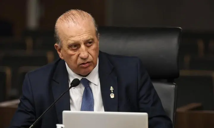 Ministro do Tribunal de Contas da União adverte para impactos econômicos no Brasil: “Muitas empresas poderão fechar”